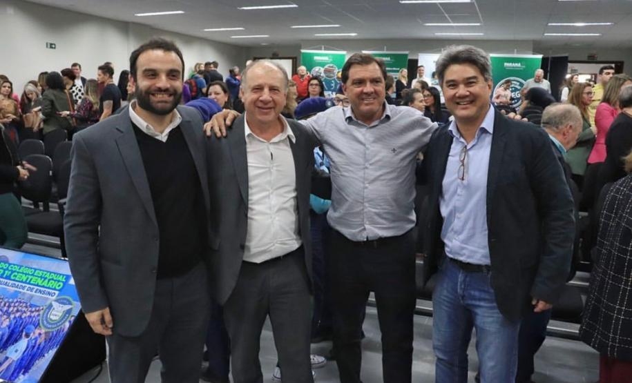 PREDUC MARCA PRESENÇA EM INAUGURAÇÃO DE ESCOLA CÍVICO-MILITAR